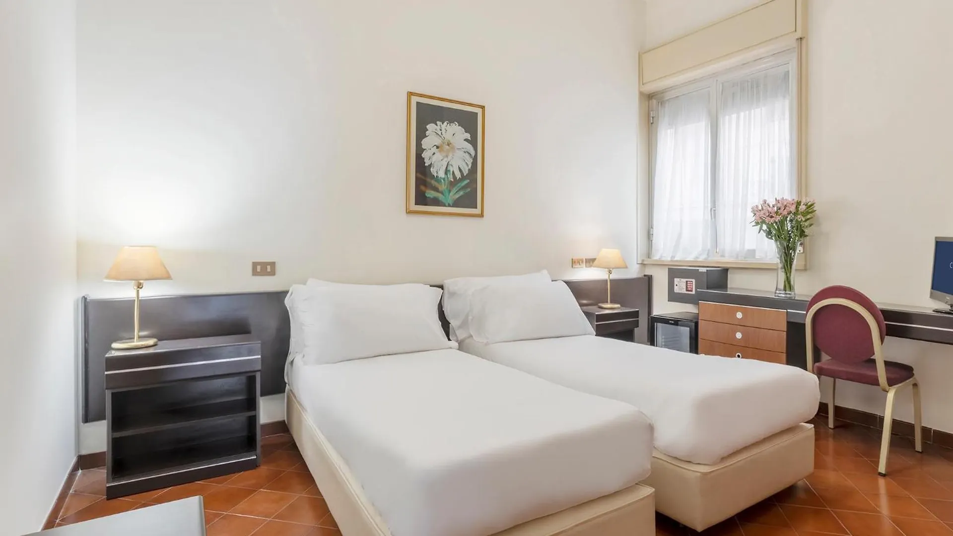 Crisol Europa Otel Palermo 3*,