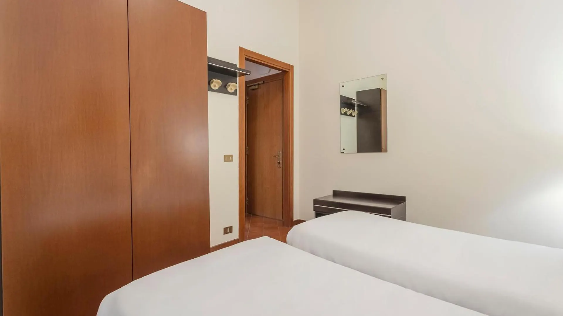 Crisol Europa Otel Palermo