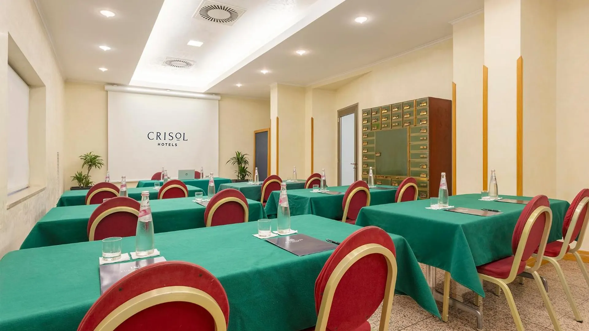 ***  Crisol Europa Otel Palermo İtalya