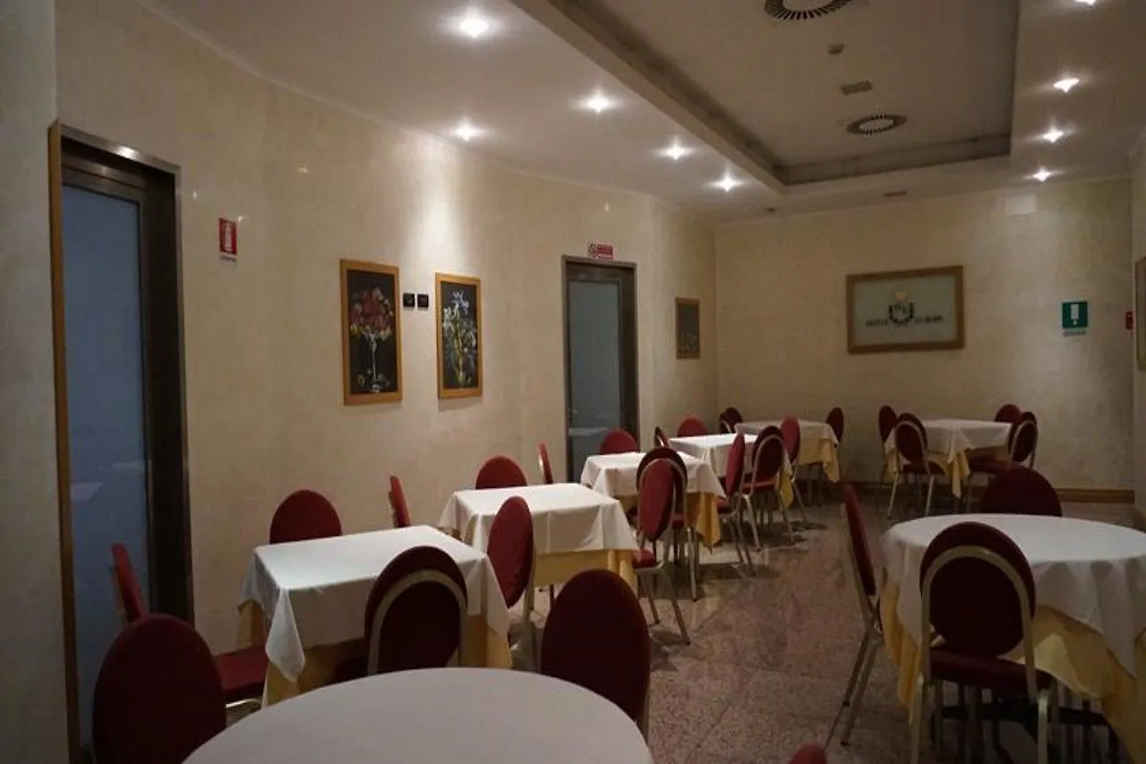Crisol Europa Otel Palermo 3*,