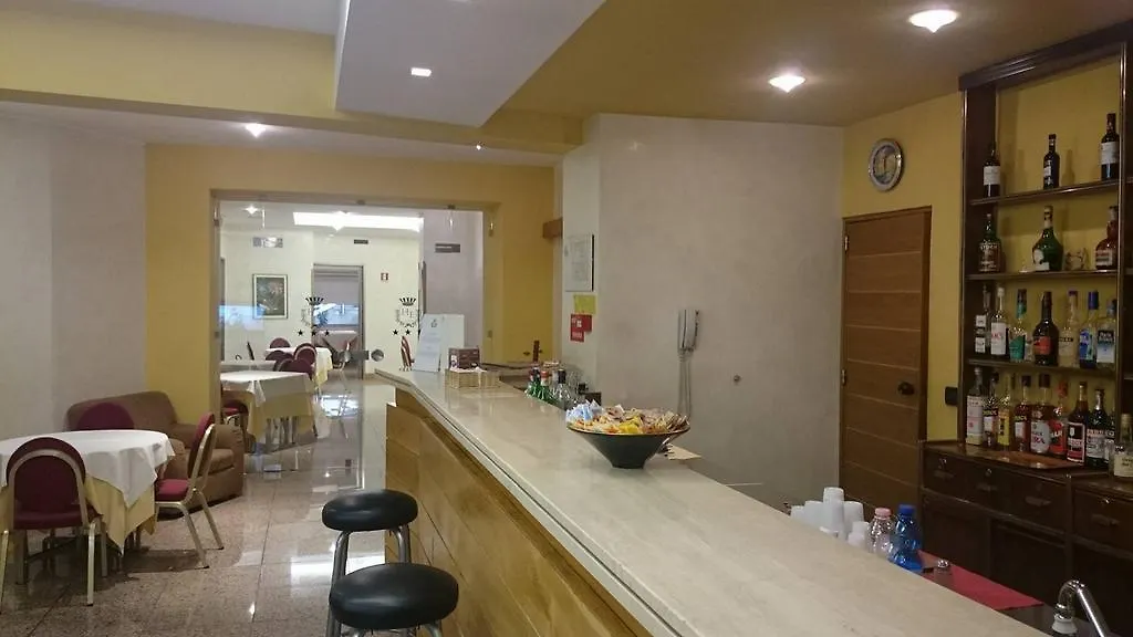 Crisol Europa Otel Palermo 3*,