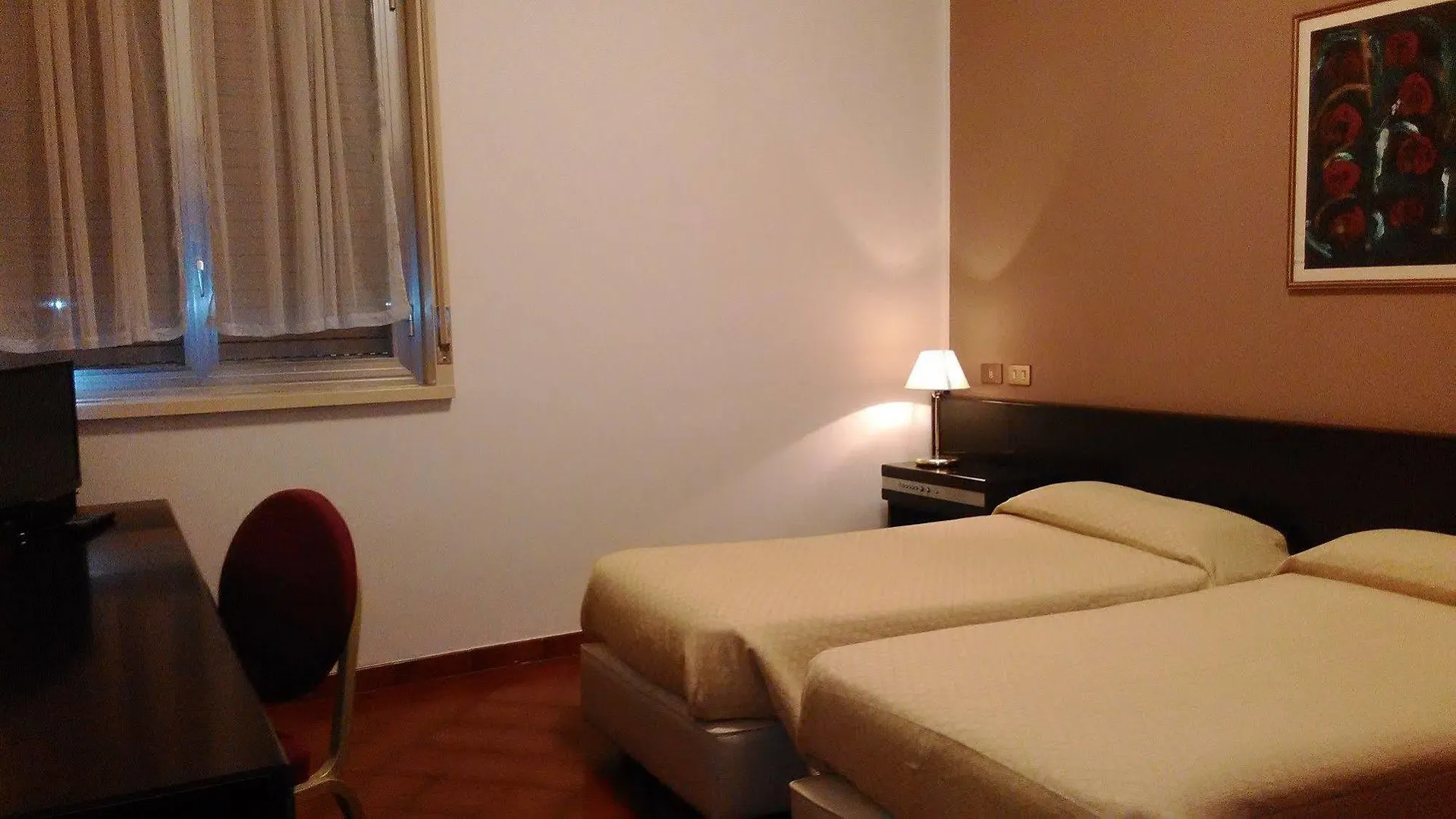 Crisol Europa Otel Palermo 3*,  İtalya