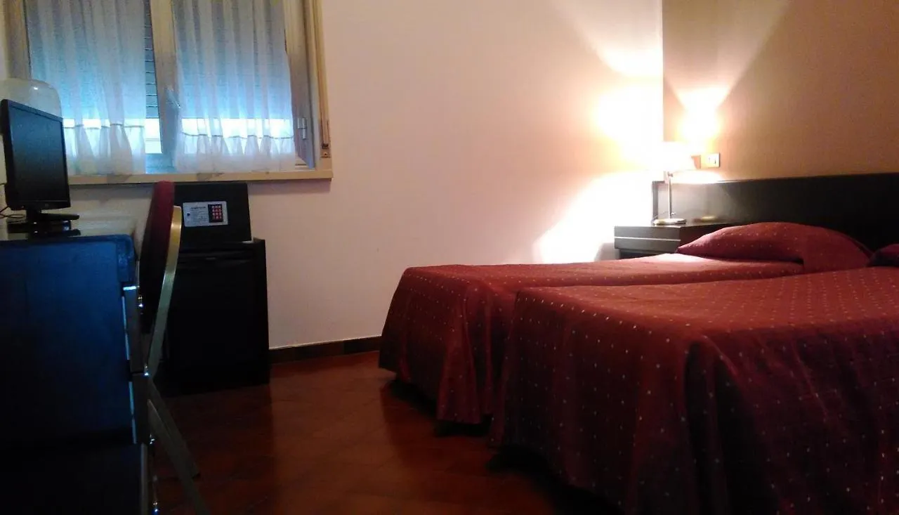 ***  Crisol Europa Hotel Palermo Italy