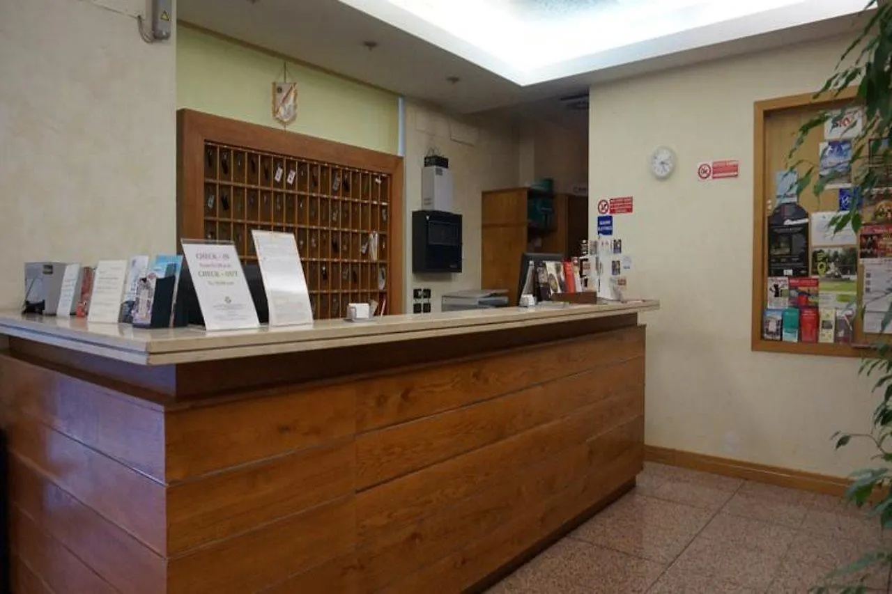 ***  Crisol Europa Hotel Palermo Italy