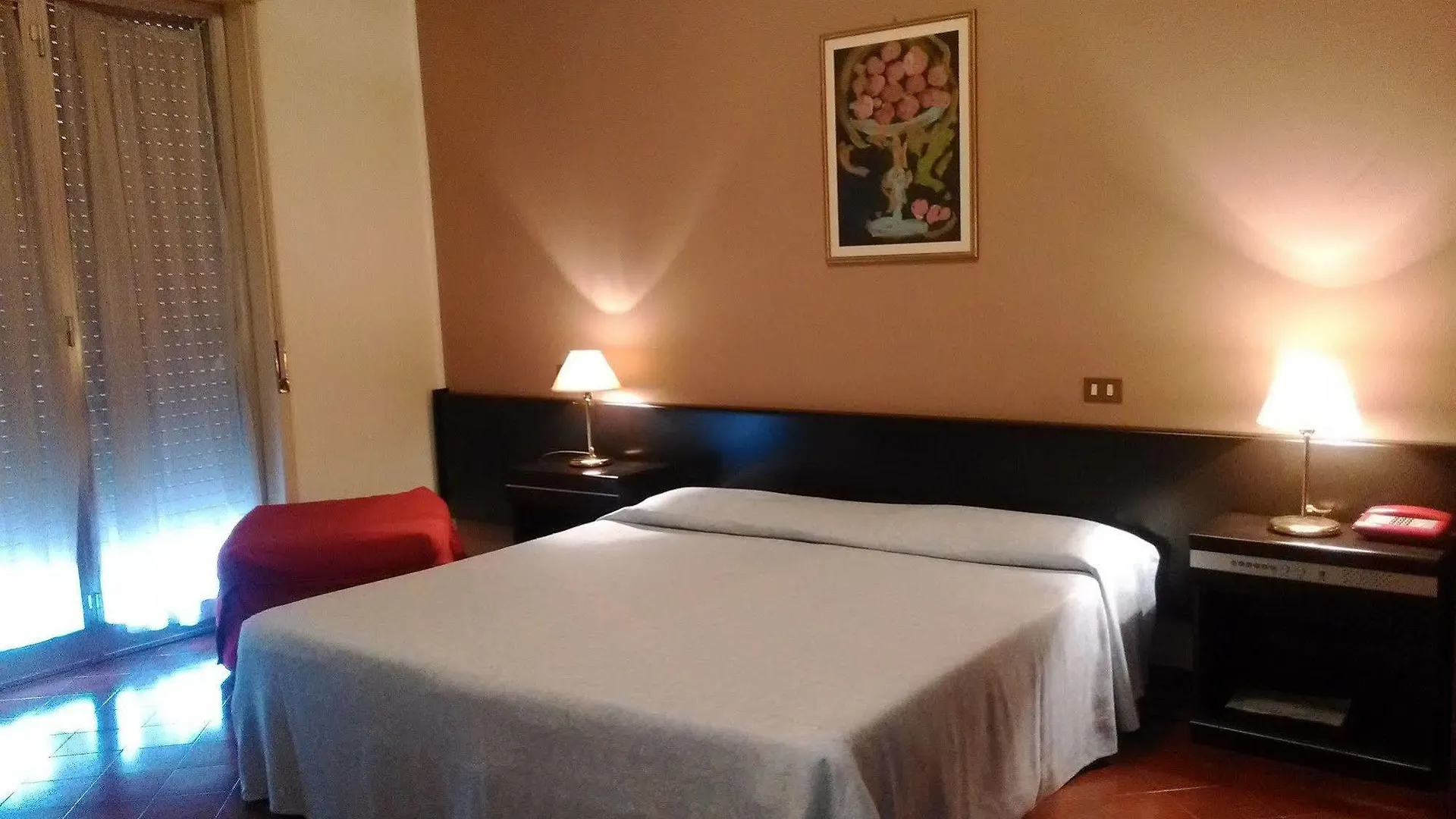 Crisol Europa Hotel Palermo 3*,