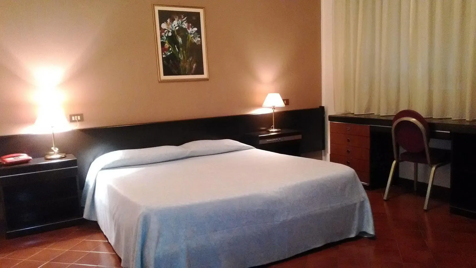 Crisol Europa Hotel Palermo
